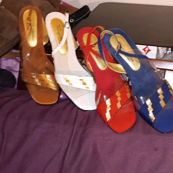 4 pairs of ECLUSIVELY NORMAN KAPLAN Las Vegas wedges - Picture 1 of 8